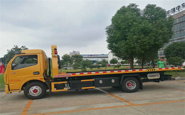 宁德市　定远24小时拖车救援电话号码，定远道路救援公司怎么收费的